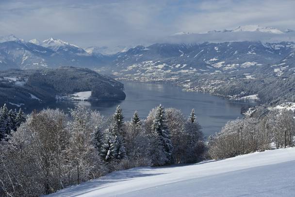 Winterlandschaftsbild Millstättersee