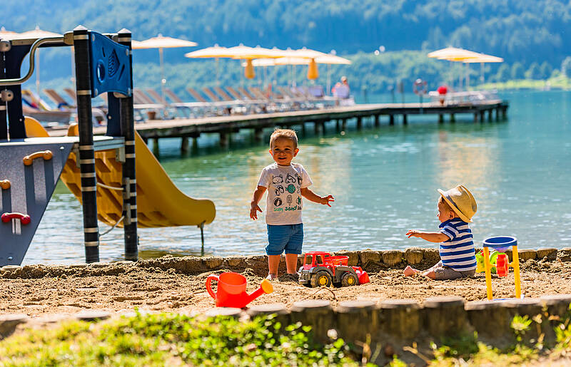 Klopeiner See Sonnelino Sonne_Kinder am Familiy Beach