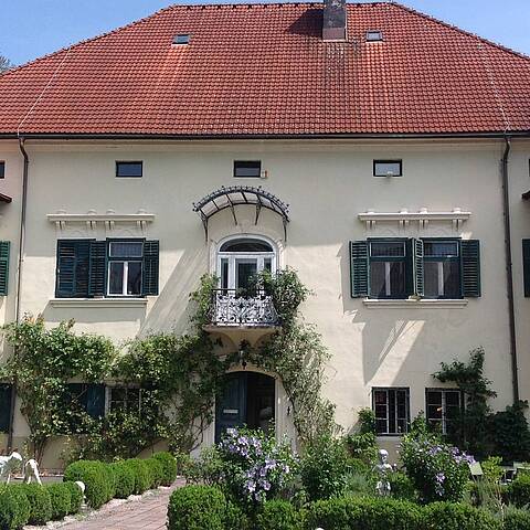 Burgen und Schlösser in Kaernten - Schloss Ebenau