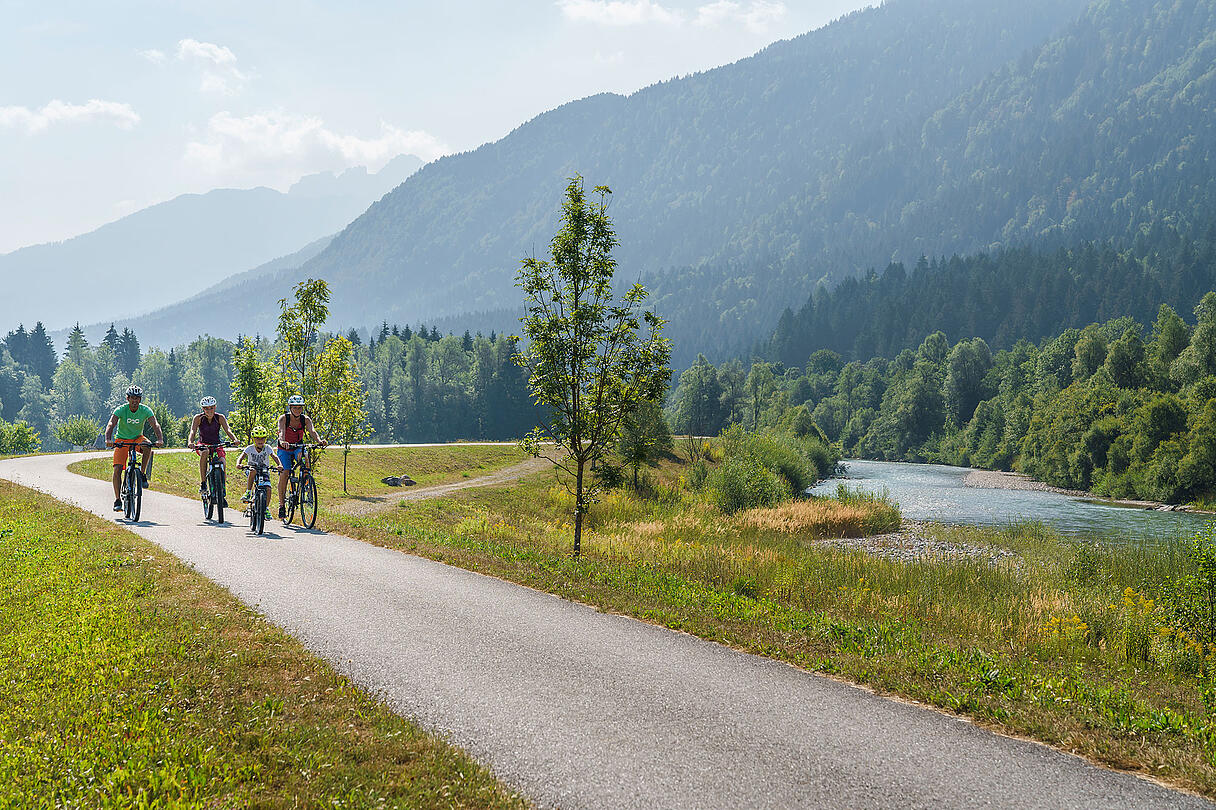 Genussradeln mit der Family am Gailtalradweg R3 Genussradeln mit der Family am Gailtalradweg R3
