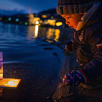 Advent am Millstaetter See mit Wunschschiffchen