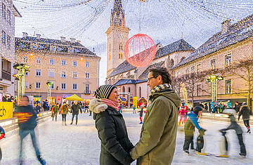 Advent Villach Eislaufen am Rathausplatz